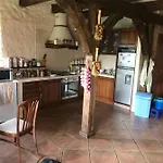 Dom Nad Jeziorem Tatil Evi