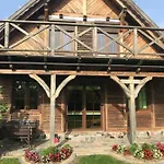 Dom Nad Jeziorem Tatil Evi